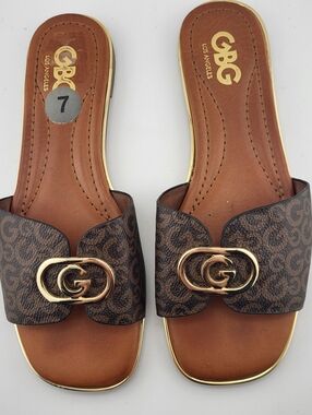 GBG Los Angeles Brown Monogram Slide Sandals with Gold Logo Size 7 PreWorn VG
